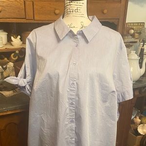 Roz & Ali blue jean button down shirt with ties sleeves.  Size 3X